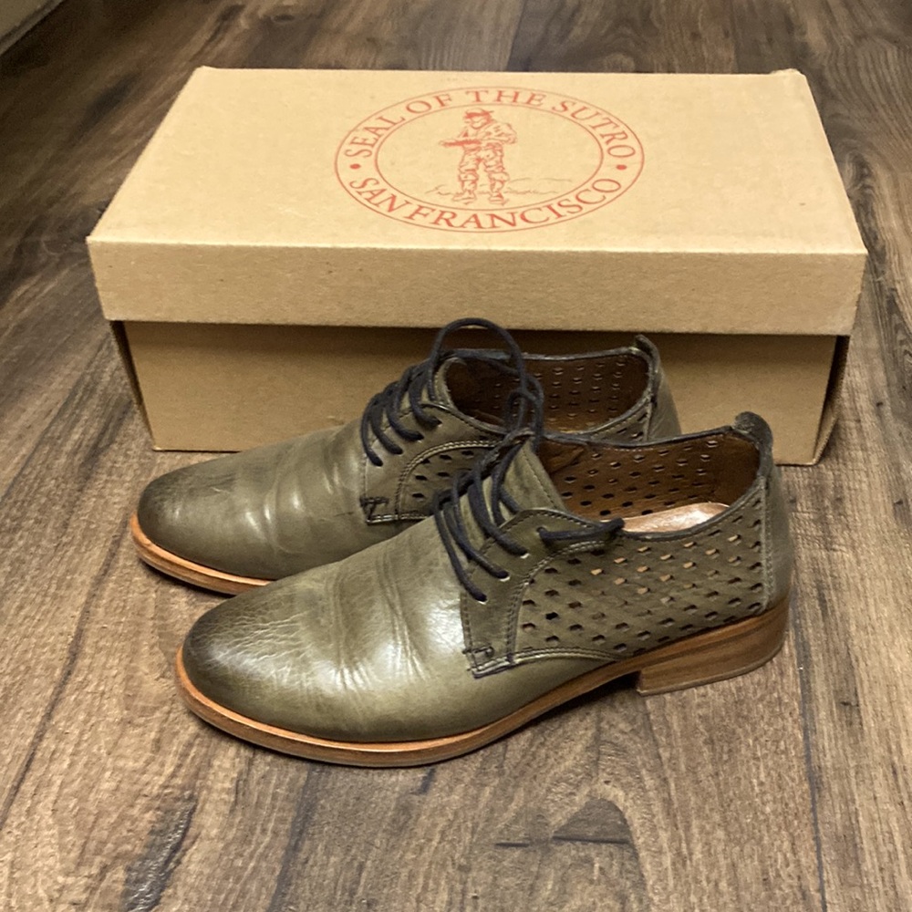Sutro Footwear laced loafers